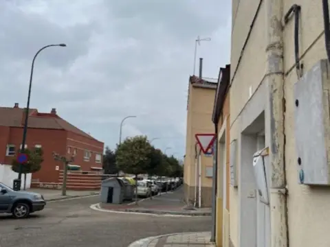 Casa en calle del Jilguero