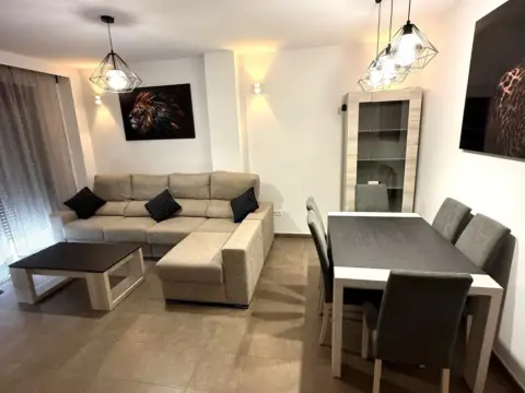 Chalet pareado en Camino de Simancas