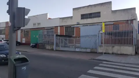 Nave industrial en calle de Villabáñez
