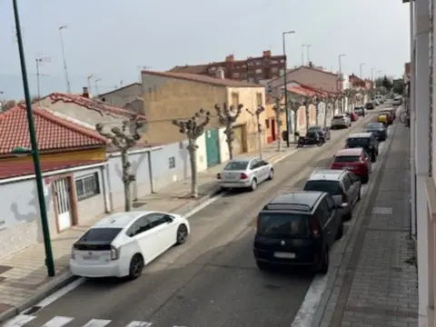 Casa pareada en Paseo Juan Carlos I