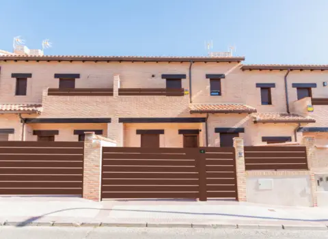 Chalet en calle Somalia