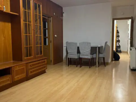 Piso en calle de San Asturio Serrano