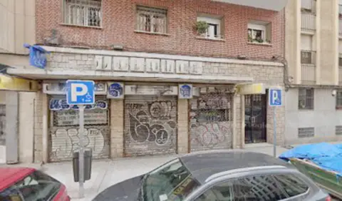 Local comercial en calle de Viriato