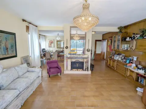 Chalet unifamiliar en calle de la Tramontana