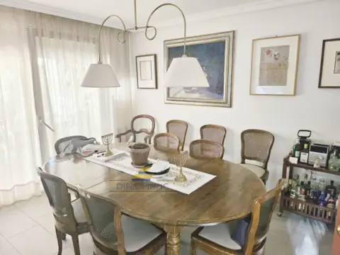 Chalet pareado en calle de Piamonte