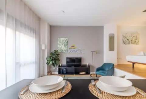 Estudio en Avenida de la Ciudad de Barcelona