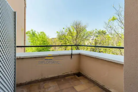 Piso en calle de Serrano