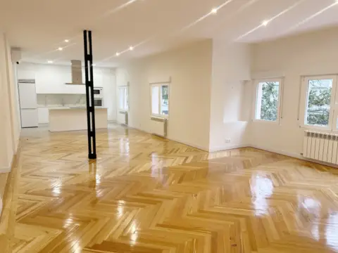 Piso en calle de Serrano