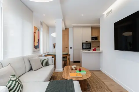 Piso en calle de Edgar Neville