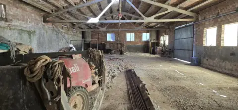 Nave industrial en La Floresta