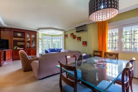 Chalet unifamiliar en calle Puntal