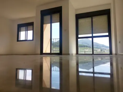 Piso en Venta en Alcaudete