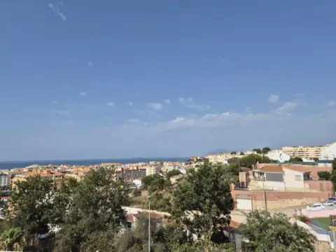 Chalet adosado en calle Angeles Navas Atencia