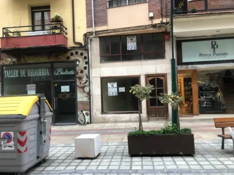 Local comercial en Avenida Pablo Garnica