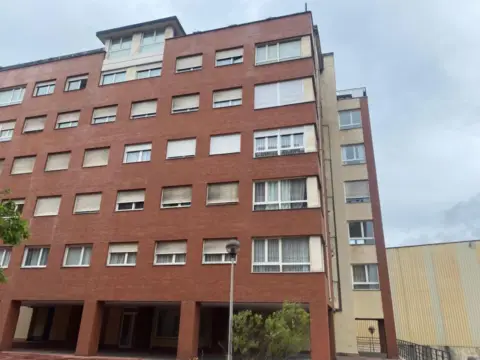 Piso en Avenida Nueva Montaña