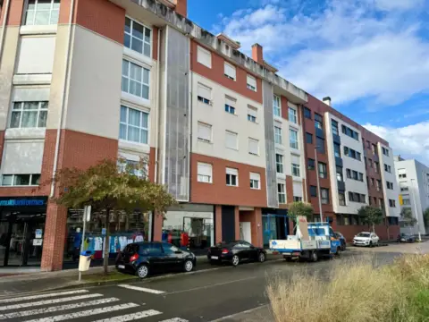 Piso en El Alisal-Cazoña