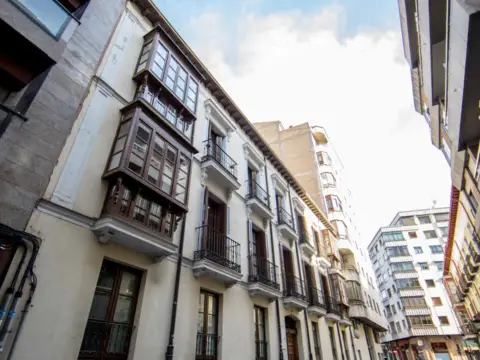 Piso en calle de Núñez de Arce, 33