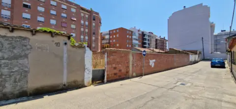 Terreno en calle de Numancia, 8