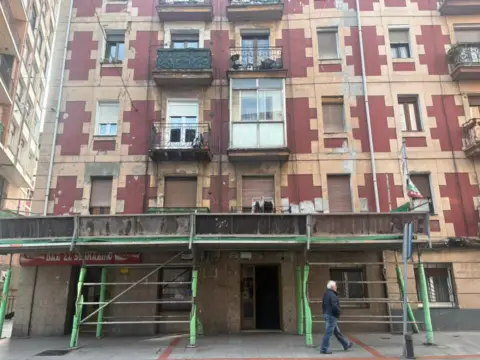 Apartamento en calle Víctor Chávarri, nº 87