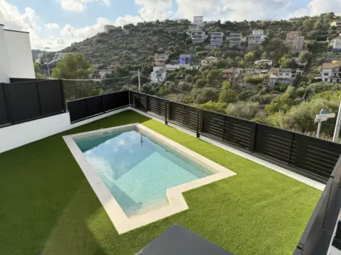 Casa en Avinguda de la Marca Hispànica