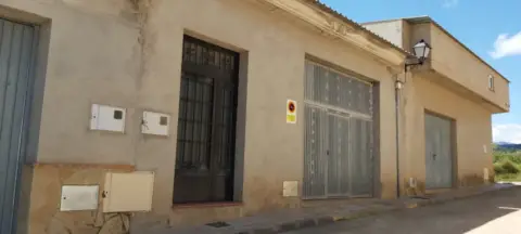 Local comercial en calle Mitja de ximeno