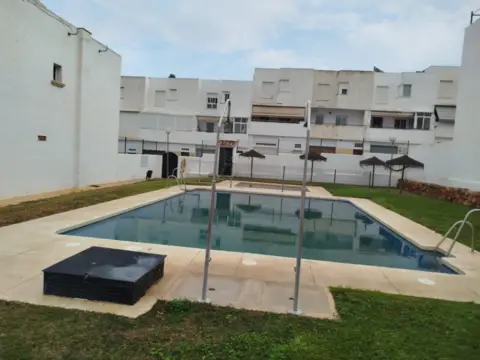 Chalet adosado en calle de Bolivia