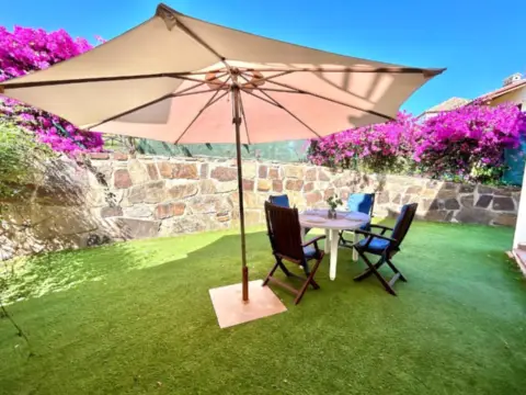 Chalet pareado en calle Jose Espronceda