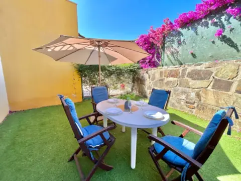 Chalet pareado en calle Jose Espronceda