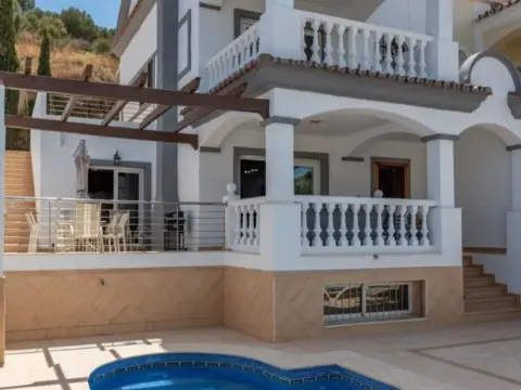 Chalet unifamiliar en Hacienda de Torrequebrada