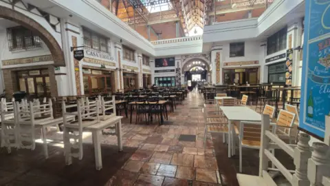 Local comercial en Avenida de la Estación, nº sn