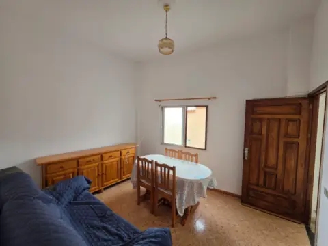 Piso en calle de Montecristo