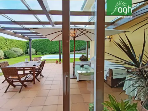 Casa en Bergondo (Carrio)