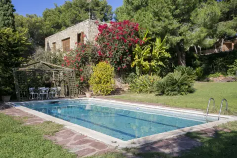 Single-family house in Rocafort