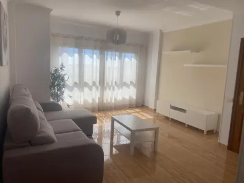 Piso en calle Primero De Mayo