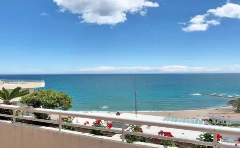 Penthouse in Playa Bajadilla-Puertos