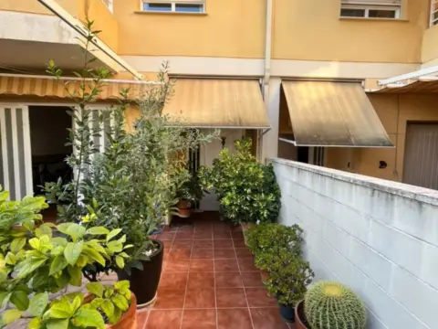 Chalet pareado en Daimús