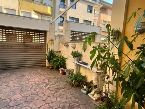 Chalet pareado en Daimús