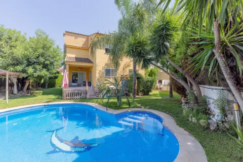 Chalet en calle de la Marina