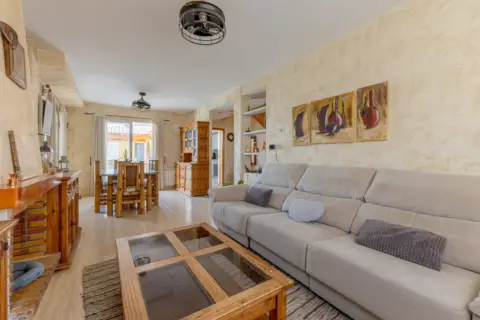Chalet pareado en Carrer de Benitatxell