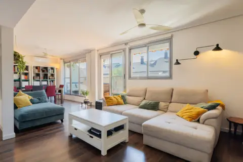 Ático en calle de la Peaña