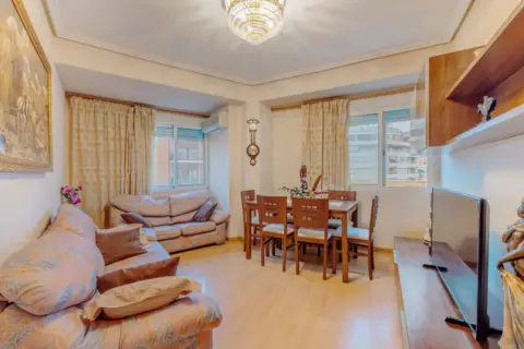 Piso en Carrer de Micer Mascó