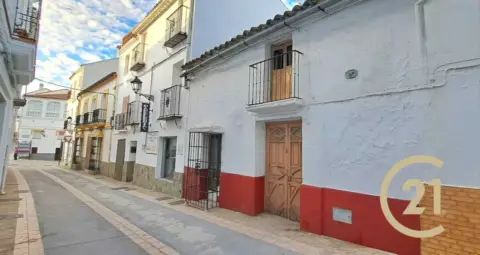 Casa adosada en calle de San Juan de Dios, 12