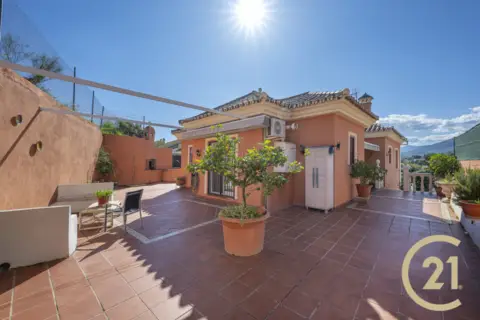 Casa en calle Cl Topacio-Gamonal Medranas 10 Marbella (Málaga), nº 10