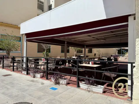 Local comercial en Avenida del Trapiche, 24