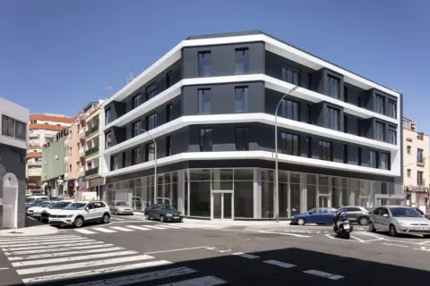 Local comercial en calle Bethencourt y Molina, 16