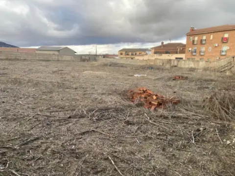 Terreno en calle Real