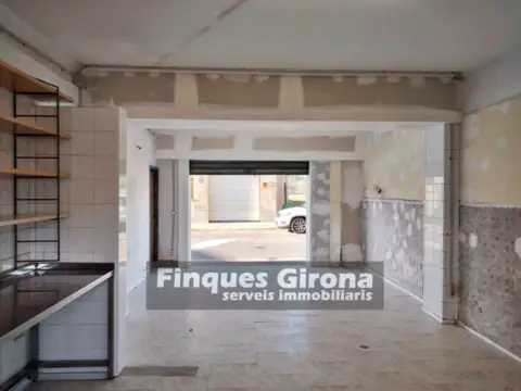 Local comercial en Carrer de la Rasa