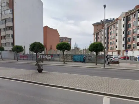 Terreno en Avenida de Fernández Ladreda