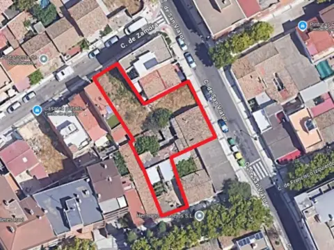 Terreno en calle de San Viator