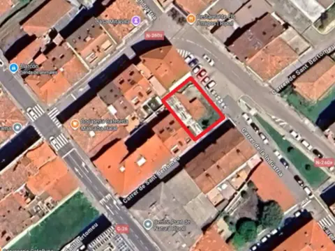 Terreno en Carrer de la Indústria